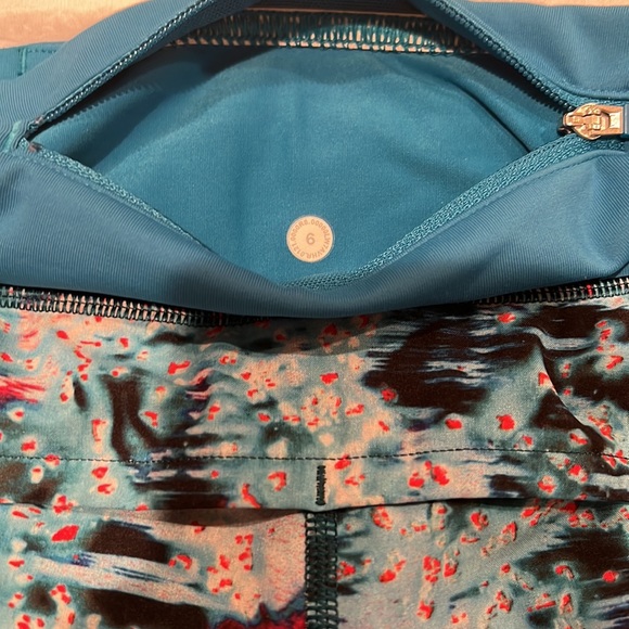 Lululemon speed up shorts - Picture 3 of 3